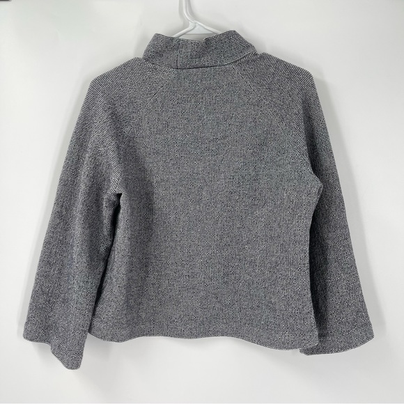 Theory Mock Neck Raglan Perry Top - Picture 3 of 3